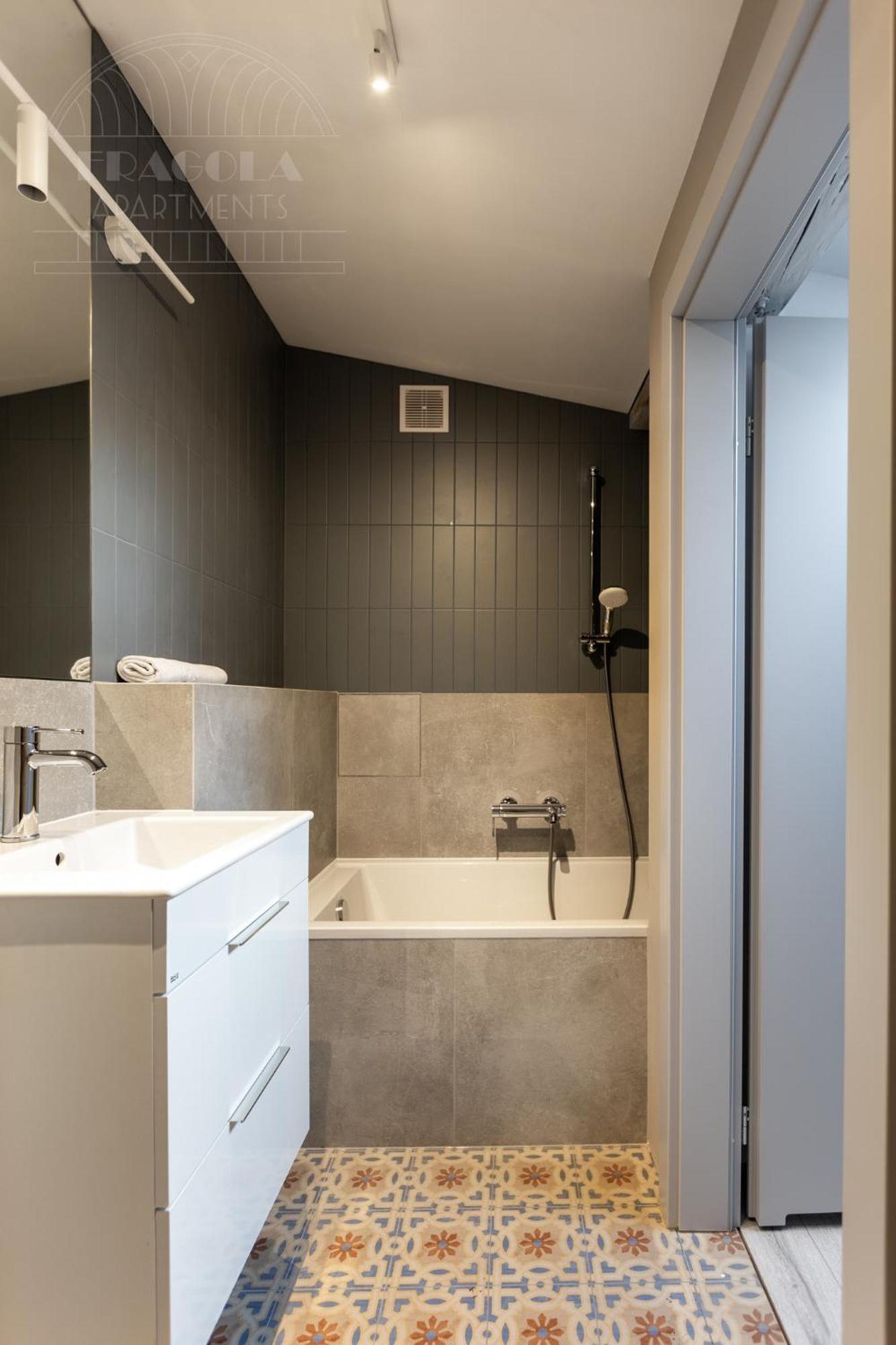 Spacious Apartment 11 Pax, Vistula River - Fragola Apartments クラクフ エクステリア 写真